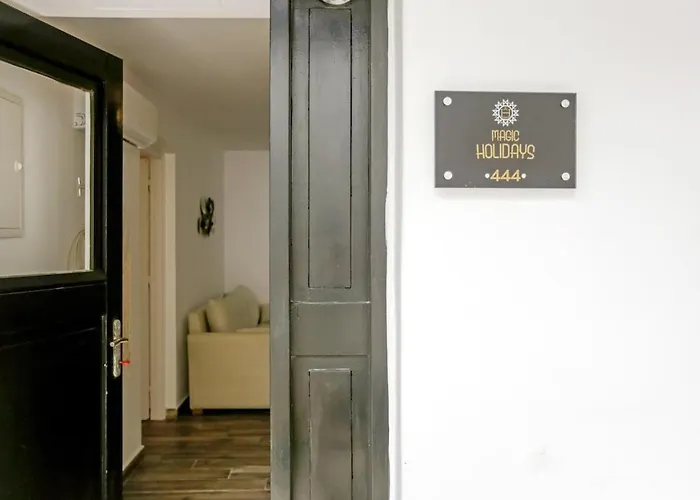 Magic Holidays 444 * Mykonos Town